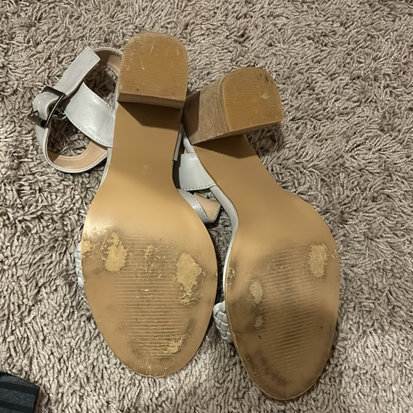 Open toe heels - Picture 3 of 4